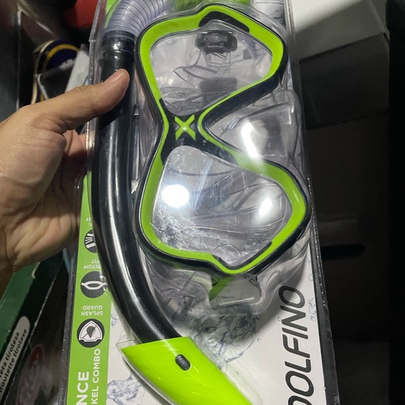 Diving Gear 2 Pc Set New 
In original pack - Picture 3 of 6